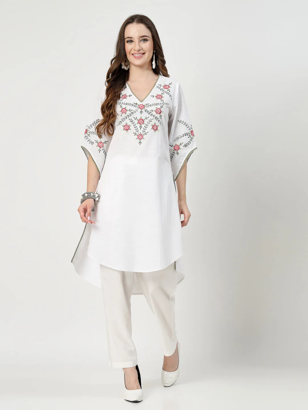 White Embroidered Kurta Set with Delicate Lace Detailing